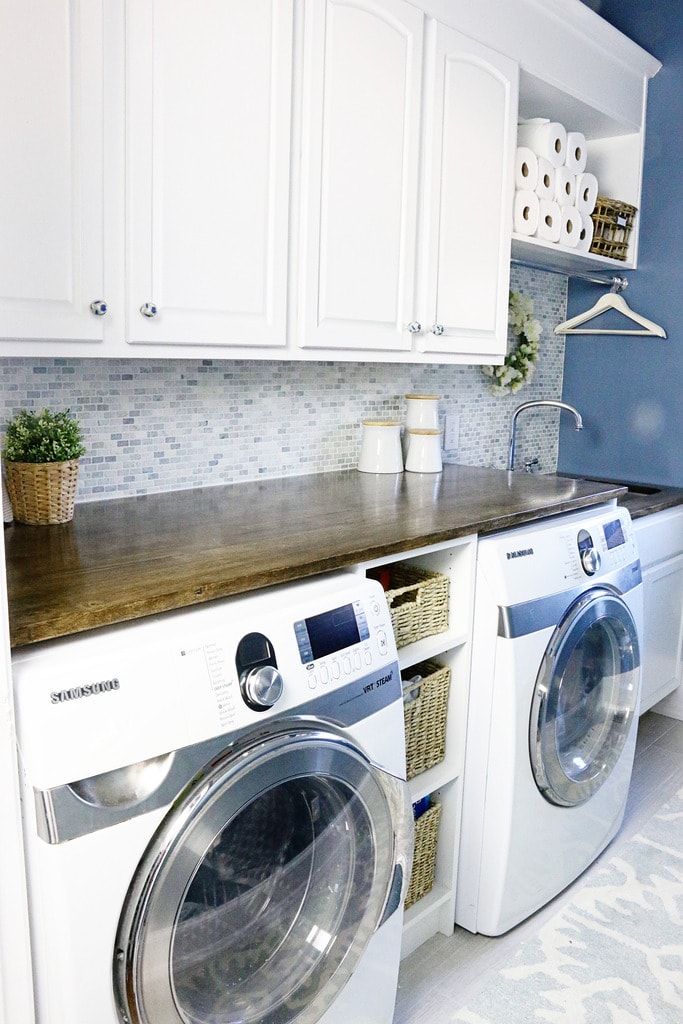 15+ Beautiful Laundry Rooms Lil' Luna