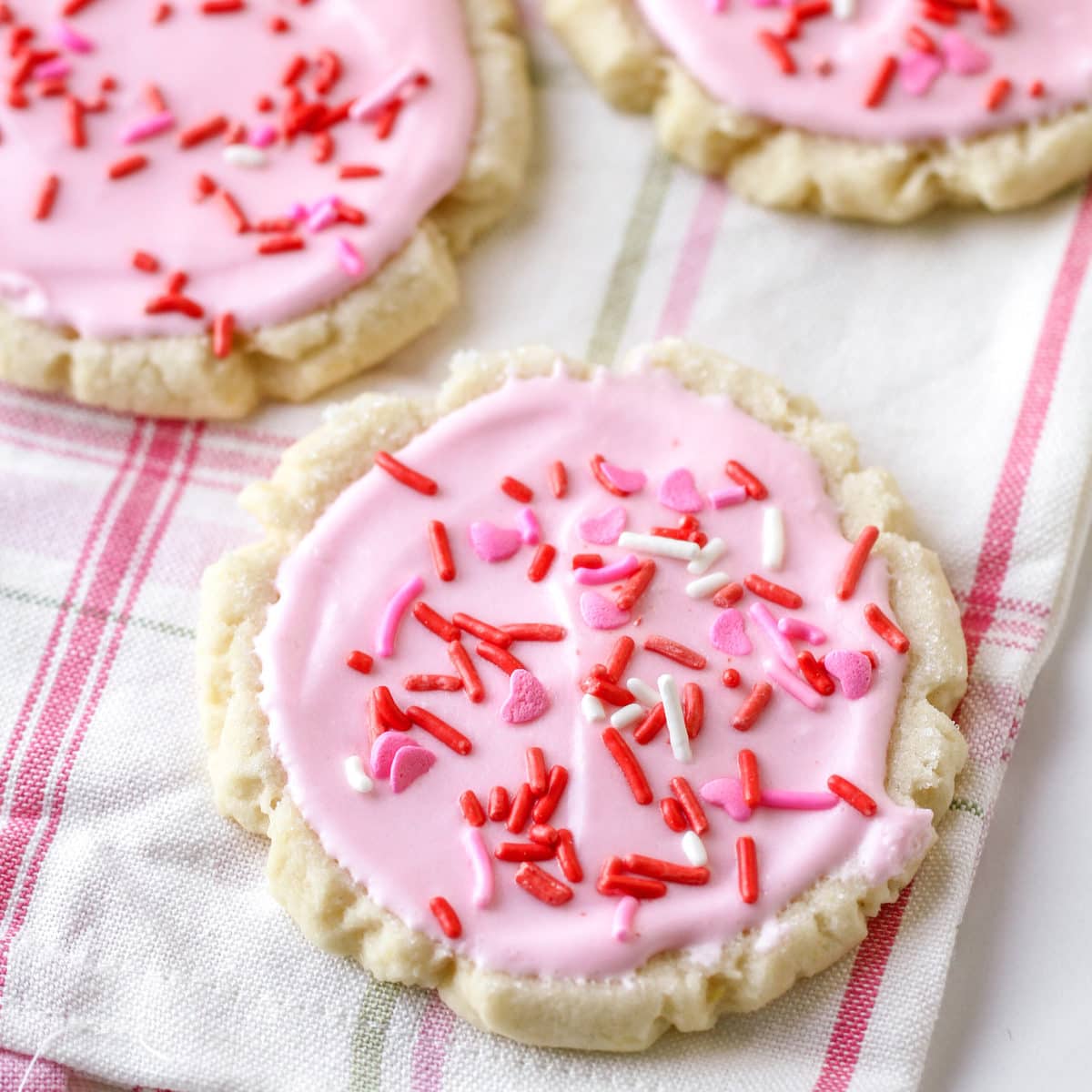 Swig cookie recipe with pink and red Valentine's sprinkles