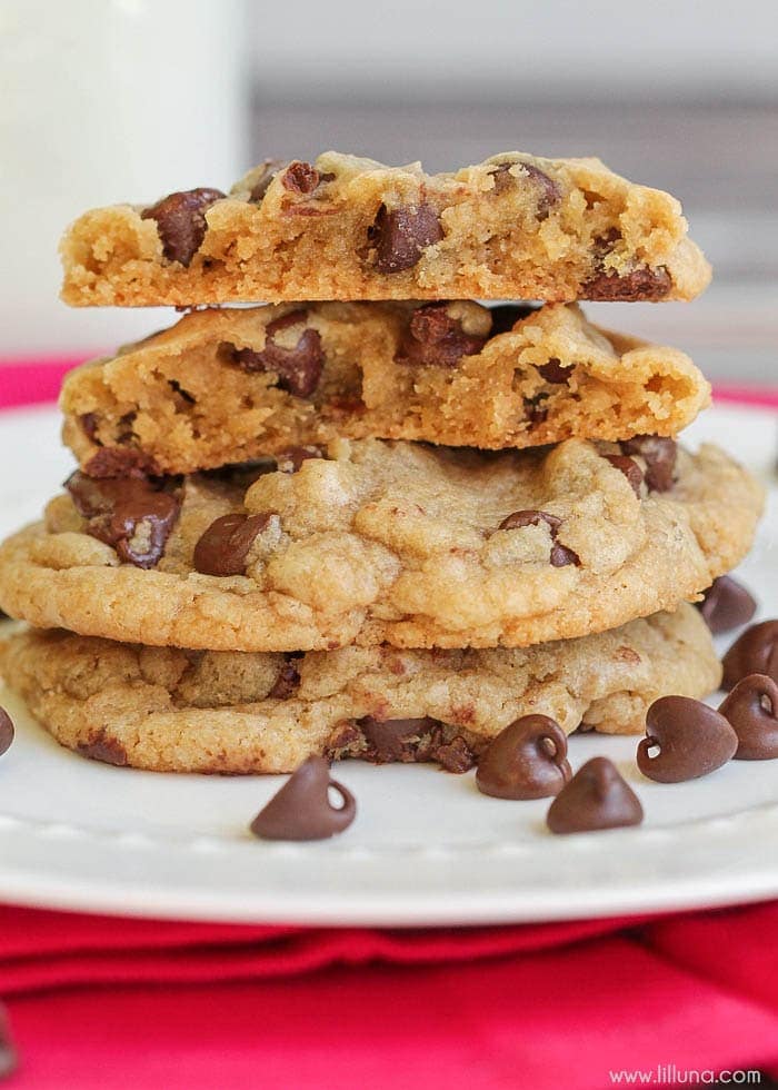 Chewy Chocolate Chip Cookies Lil' Luna