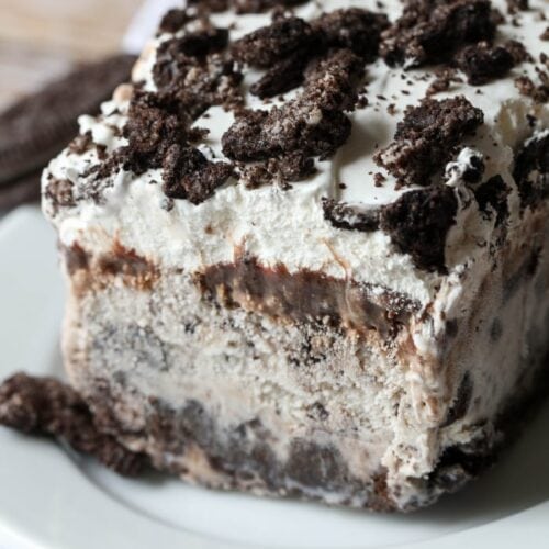 Oreo Ice Cream Cake {Just 5 Ingredients!}