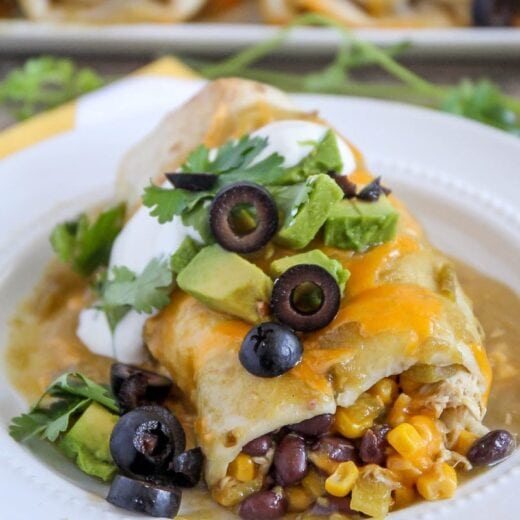 Green Chili Smothered Burritos Lil Luna 5041