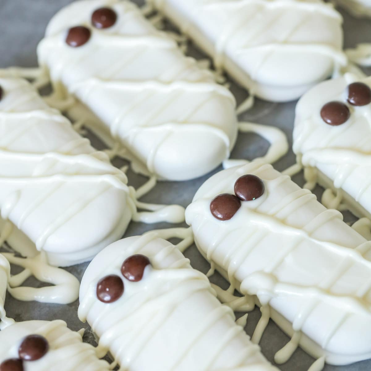 white mummies cookies drizzled with chocolate