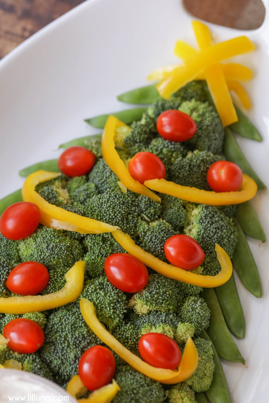 Christmas Tree Veggie Platter - Lil' Luna