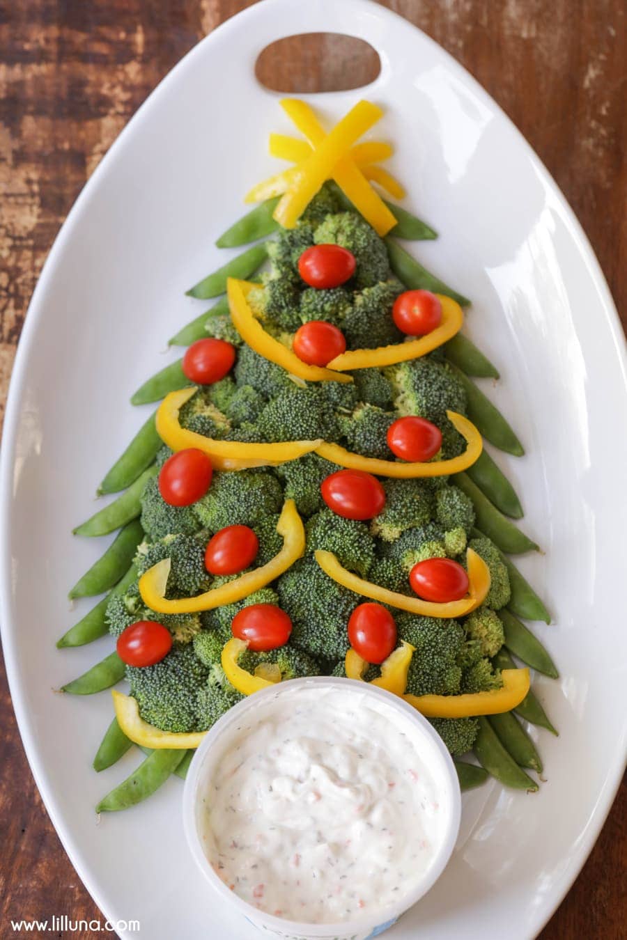 Christmas Tree Veggie Platter 10 Minute Appetizer | Lil' Luna