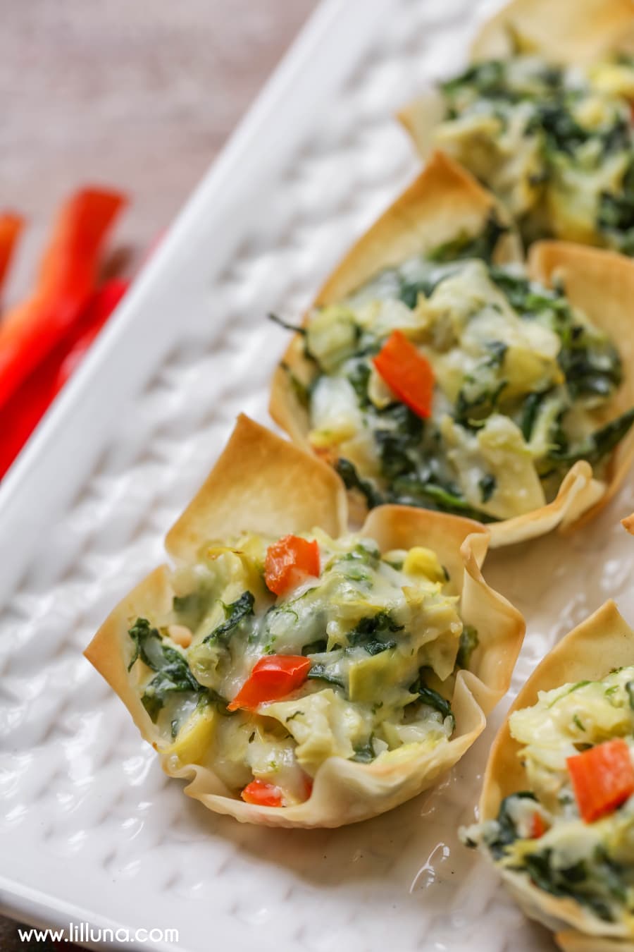 Caesar Salad Wonton Cups - Lil' Luna