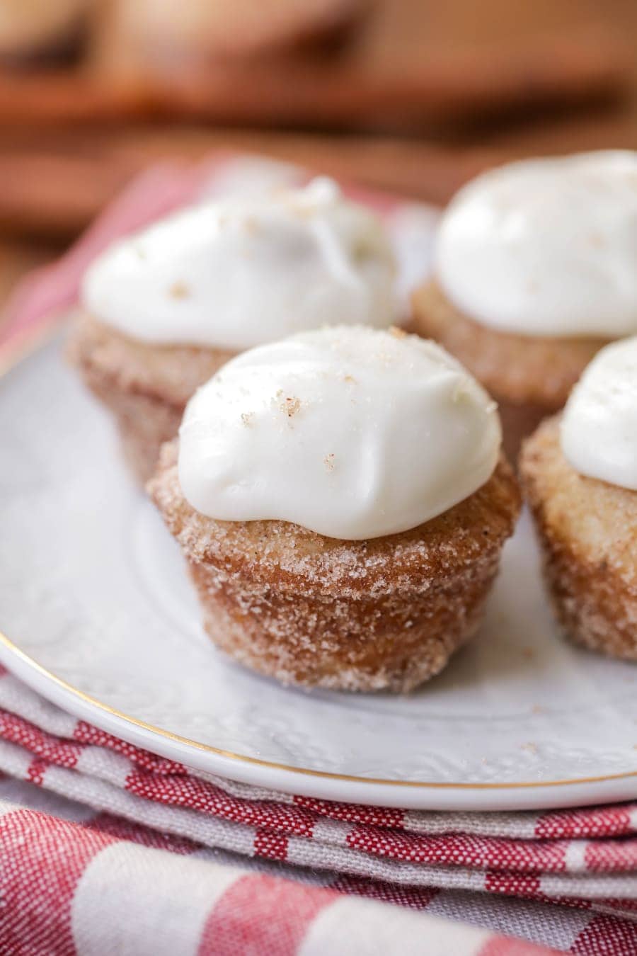 Mini Donut Muffins With Cinnamon Sugar Frosting Lil Luna