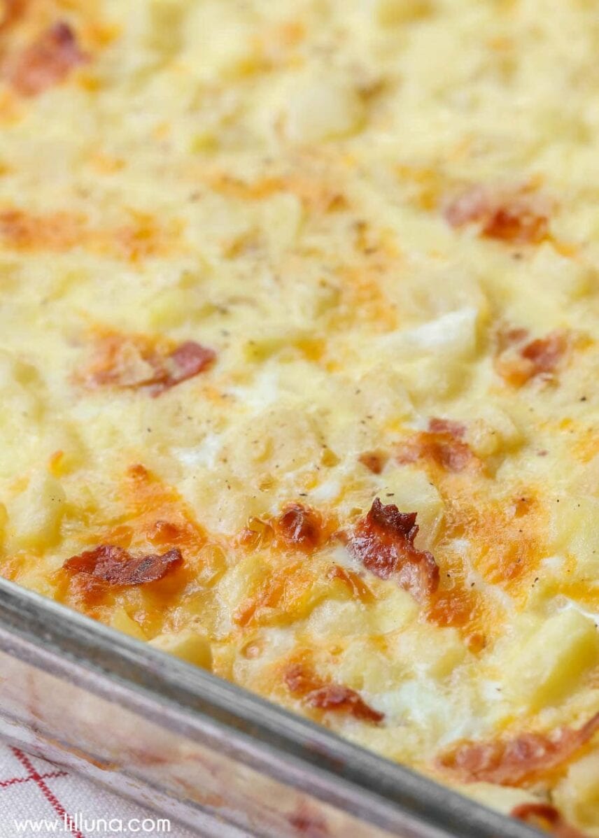 Cheesy Breakfast Casserole {Quick + Simple} | Lil' Luna