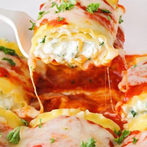 Spinach Lasagna Rolls {10 Minutes Prep! +VIDEO} | Lil' Luna