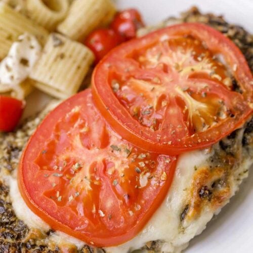 Baked Pesto Chicken {Just 4 Ingredients! +VIDEO} Lil' Luna