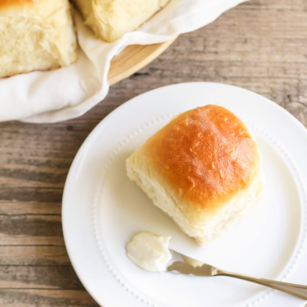 Yeast rolls on white plate