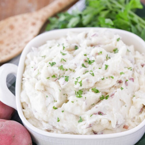 Creamy Garlic Mashed Red Potatoes - Jar Of Lemons