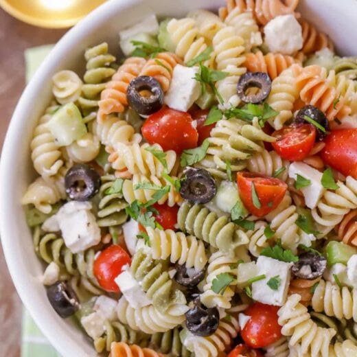 Greek Pasta Salad with Feta Cheese (+VIDEO) | Lil' Luna