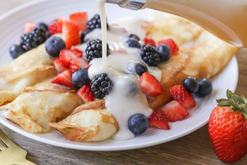 Grandma's Famous Swedish Pancakes Recipe (+VIDEO) Lil' Luna