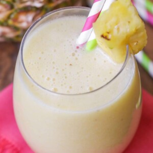 Pineapple Banana Smoothie Recipe | Lil' Luna