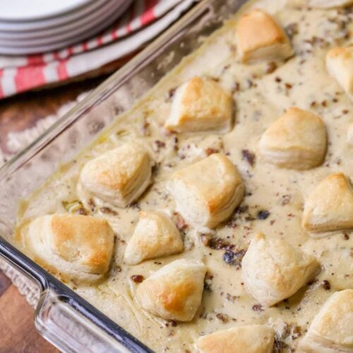 easy biscuits and gravy casserole