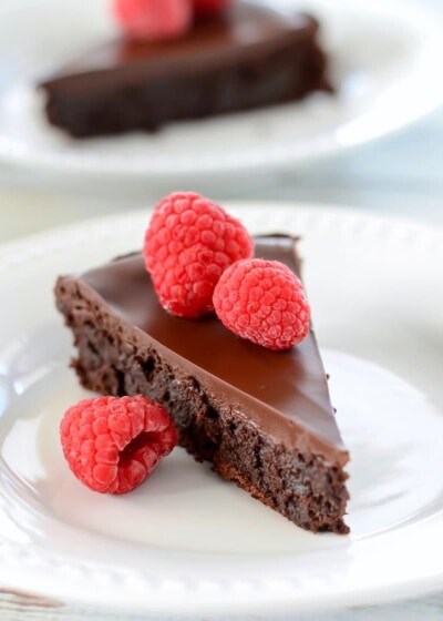 Flourless Chocolate Cake {BEST Gluten-Free Dessert!} | Lil' Luna