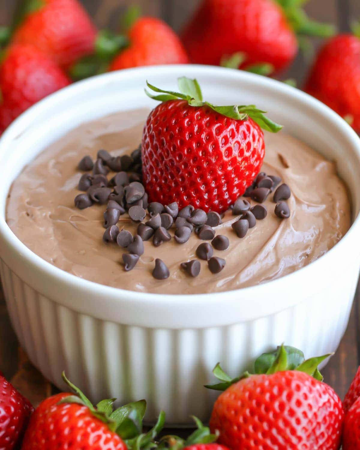 Cold appetizers - nutella dip served with fresh strawberries.