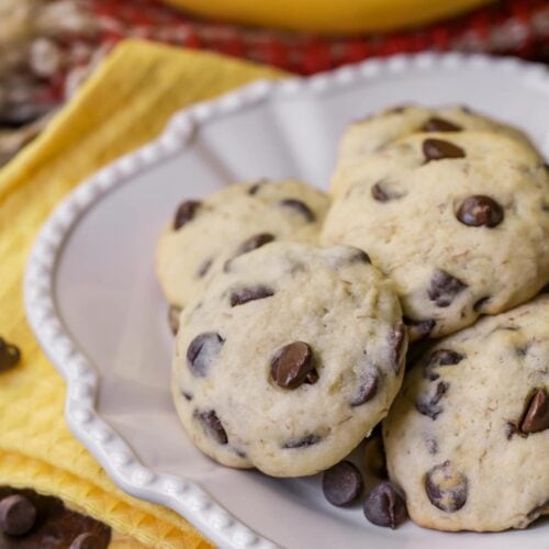 Banana Chocolate Chip Cookies {Quick + EASY} | Lil' Luna