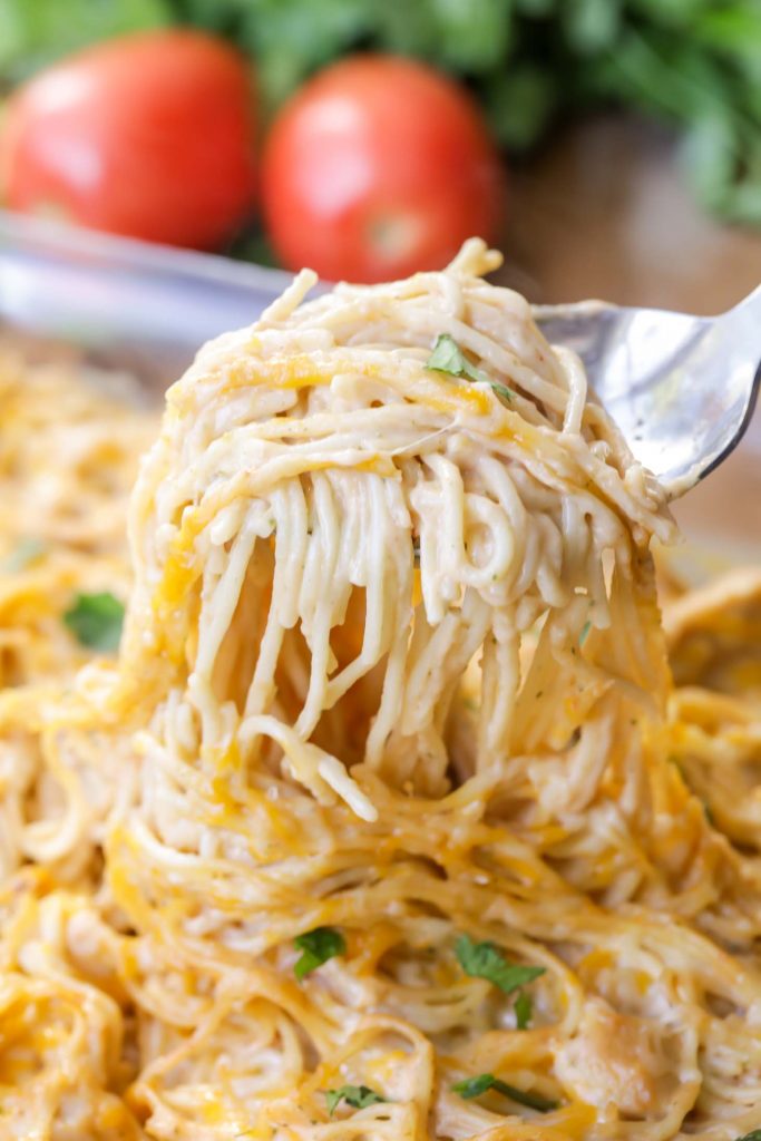 EASY Chicken Spaghetti recipe | Lil' Luna
