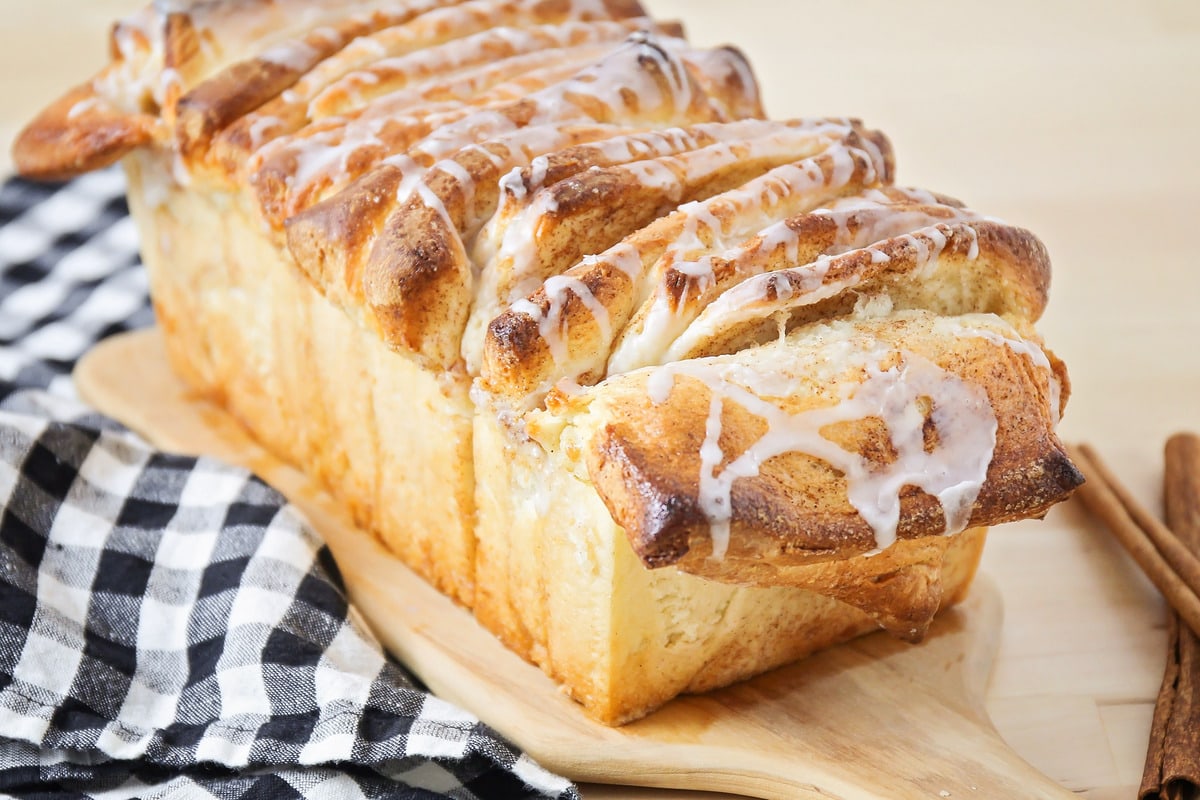 Yeast bread recipes - cinnamon pull apart bread drizzled with icing.
