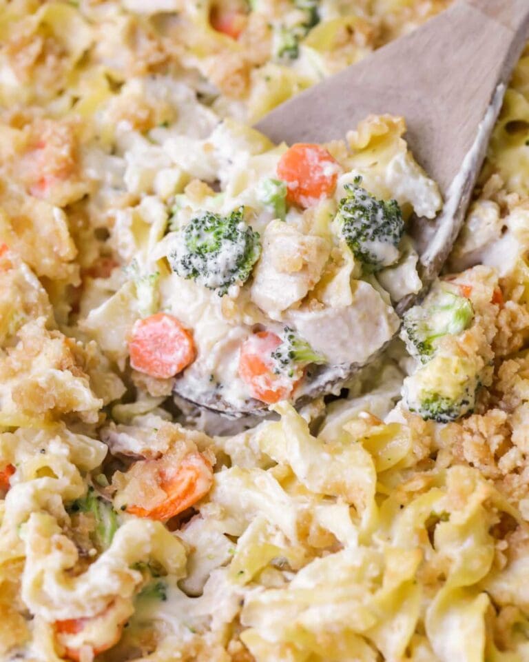 EASY Creamy Chicken Noodle Casserole Lil' Luna
