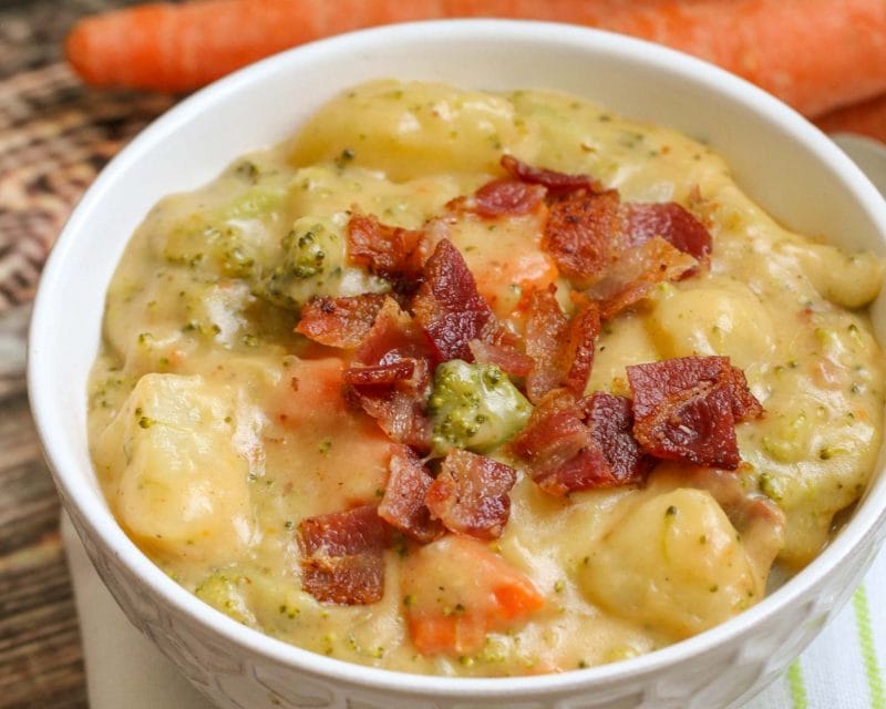 Loaded Broccoli Potato Soup {+VIDEO} Lil' Luna