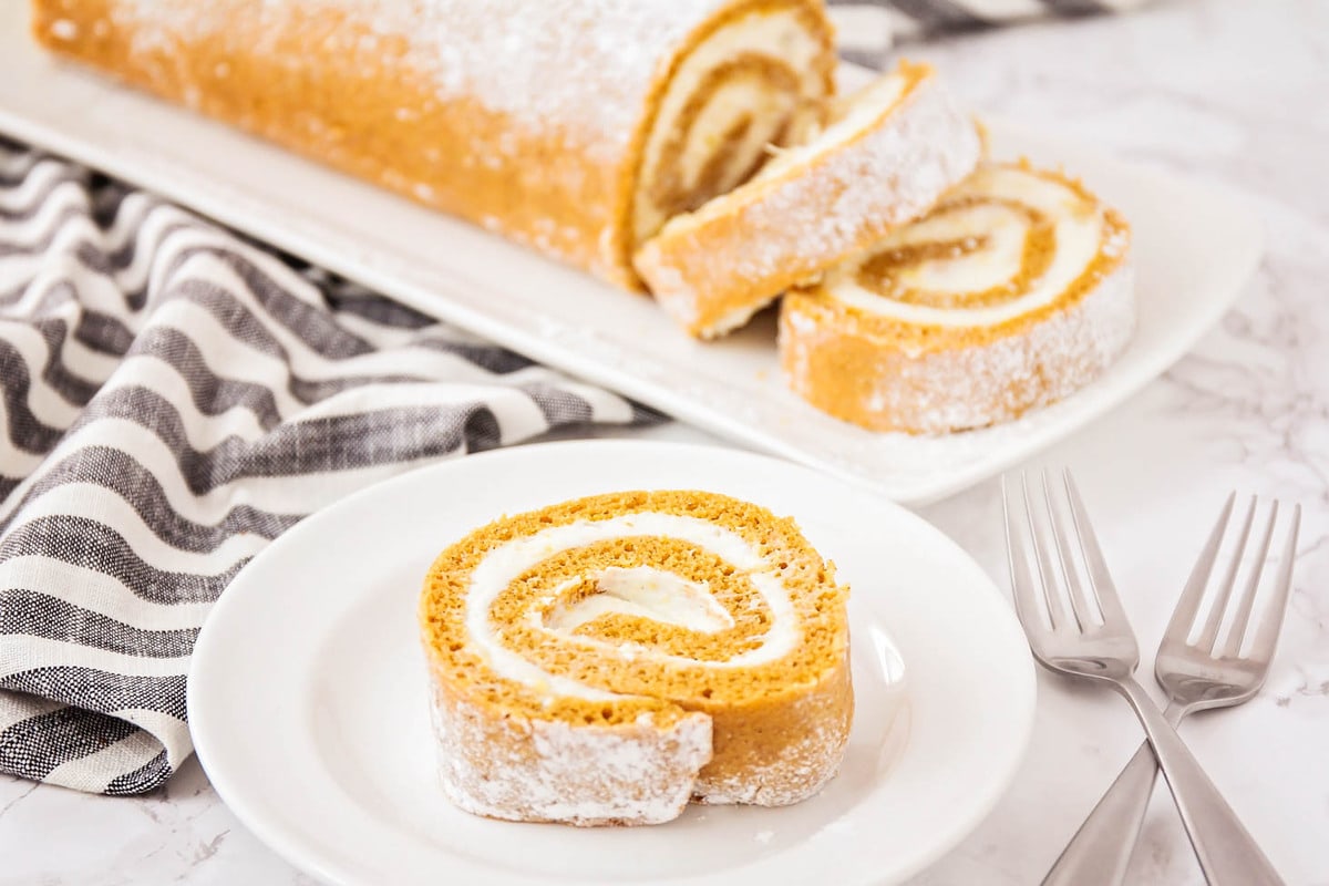 Libby S Pumpkin Roll With Cream Cheese Filling Video Lil Luna