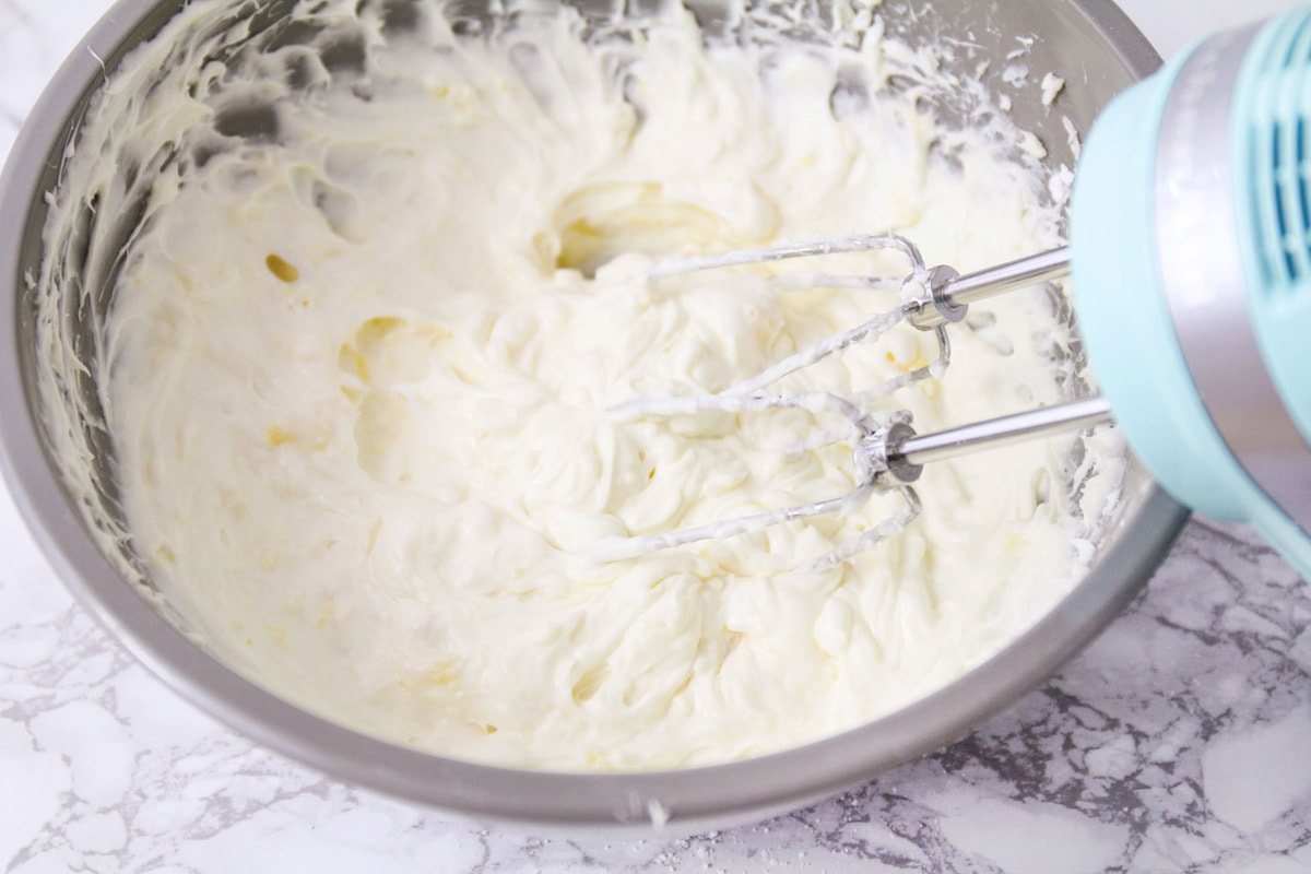 Filling for pumpkin roll in a mixer.