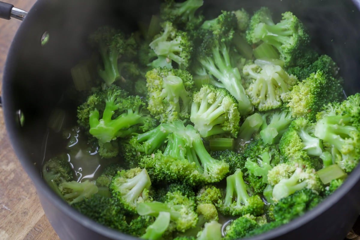 Cooked Broccoli for cream of broccoli soup