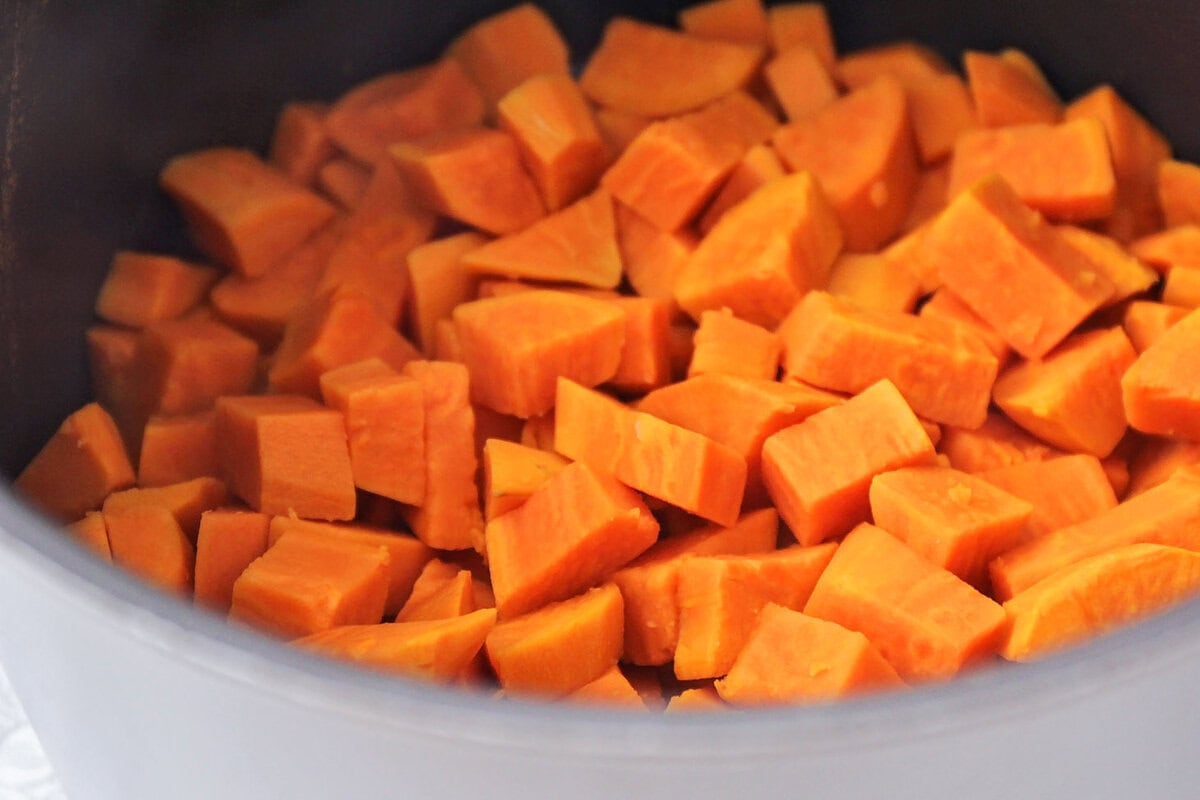 Cooked sweet potatoes for mashed sweet potatoes recipe.