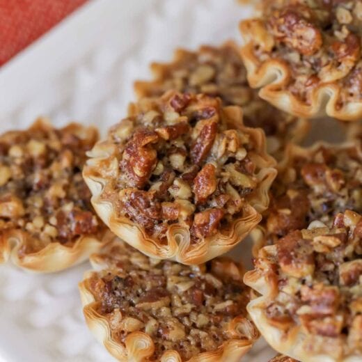 Mini Pecan Pies | Lil' Luna