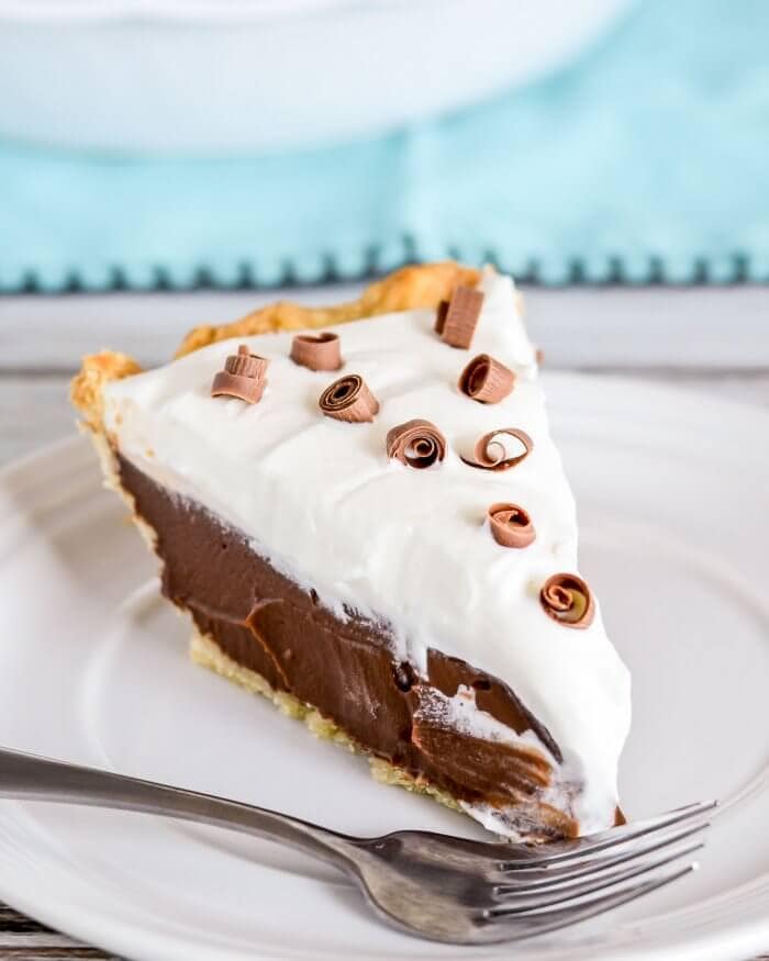 EASY Chocolate Cream Pie Recipe {+VIDEO} Lil' Luna