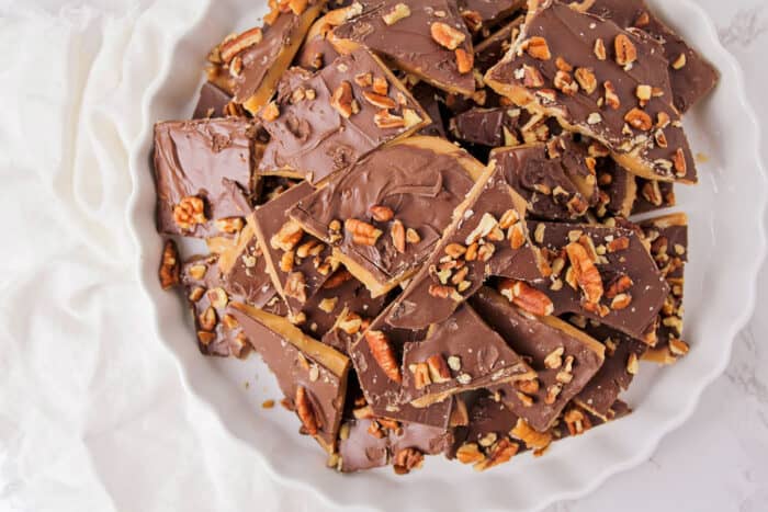 Easy Toffee Recipe VIDEO Lil Luna   Easy Toffee Resize 12 700x467 