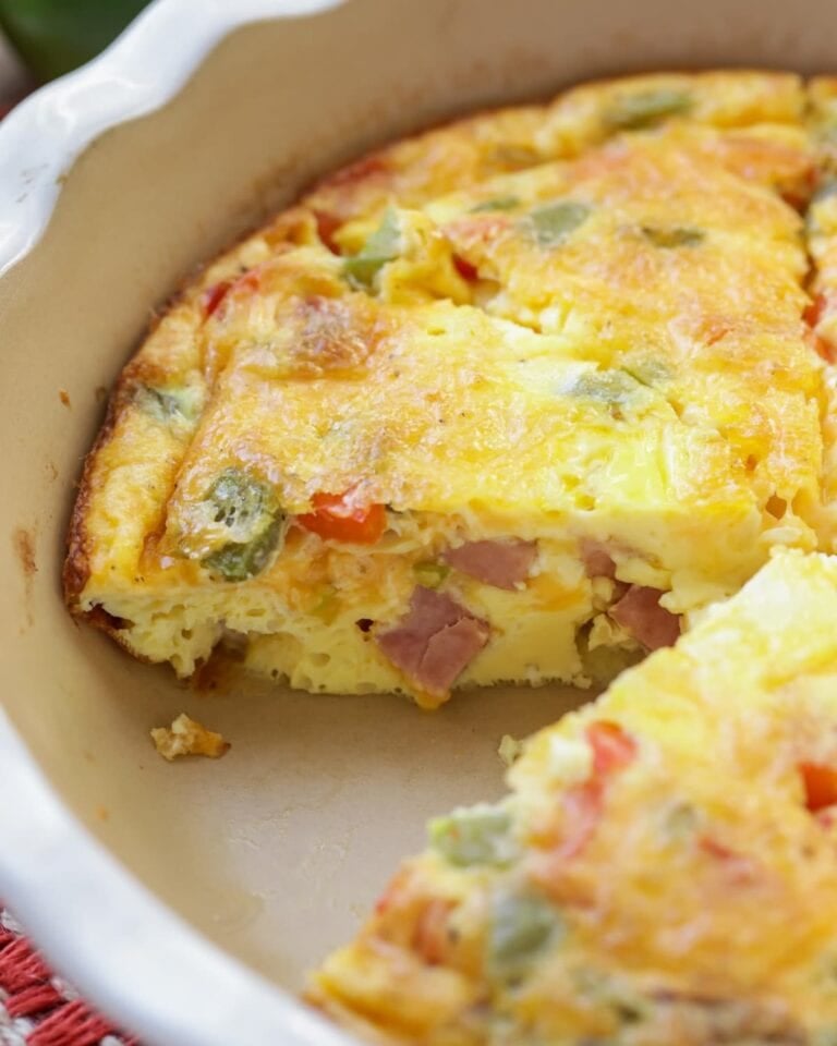 Baked Denver Omelet {Quick, Easy + DELISH} | Lil' Luna