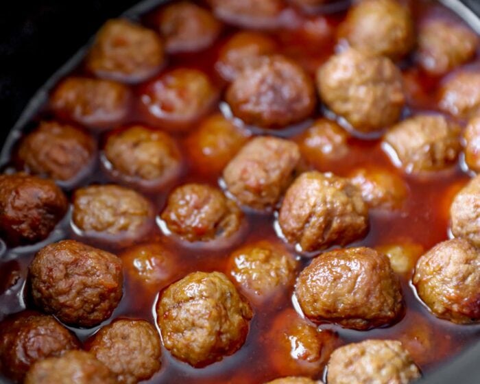BEST Crock Pot Meatballs {5 Minutes to Prep!} Lil' Luna
