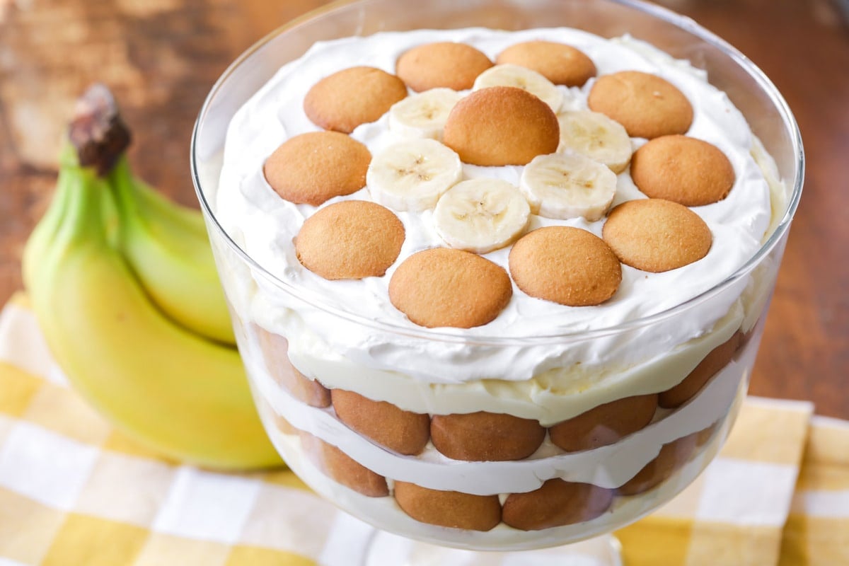 4th of July Desserts - Easy banana pudding served in a glass trifle dish. 