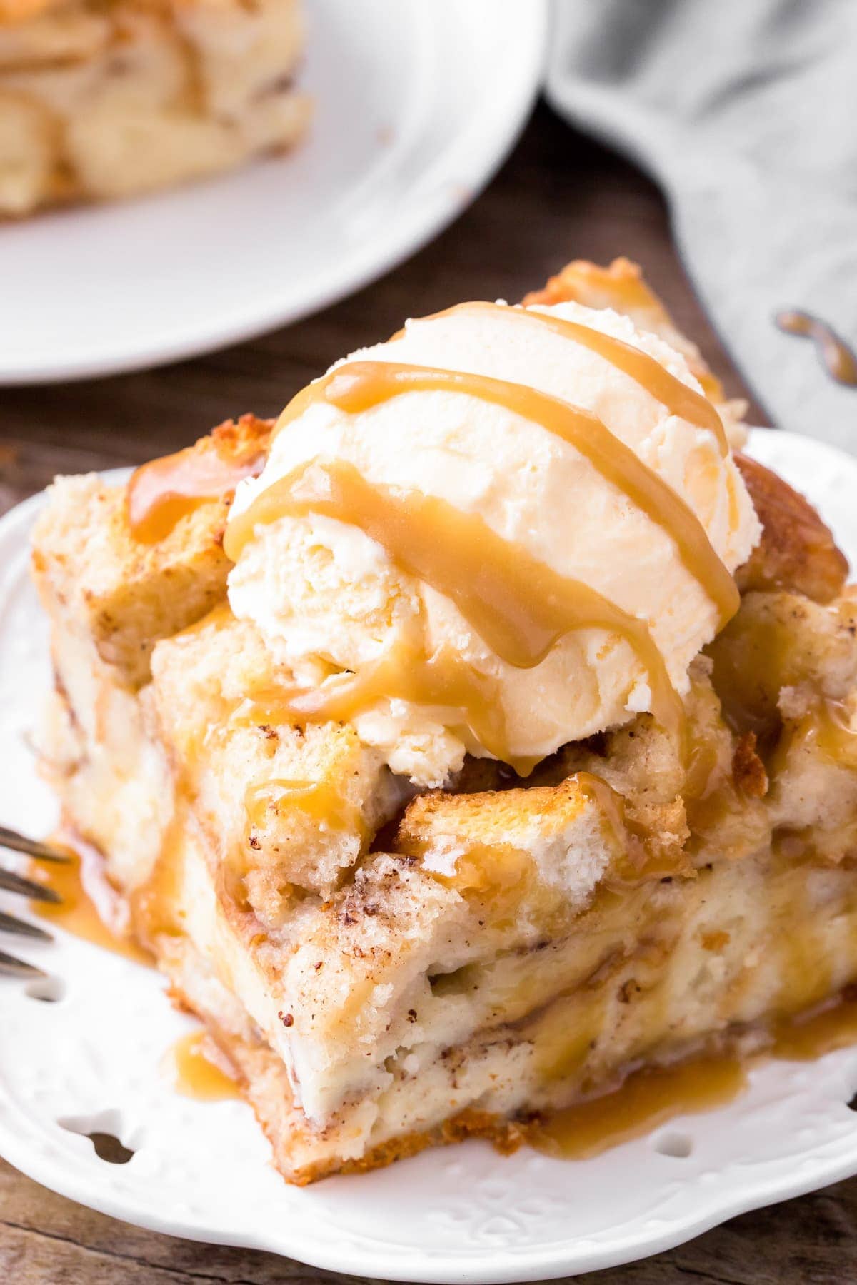 Easy Bread Pudding Recipe (+VIDEO) | Lil' Luna