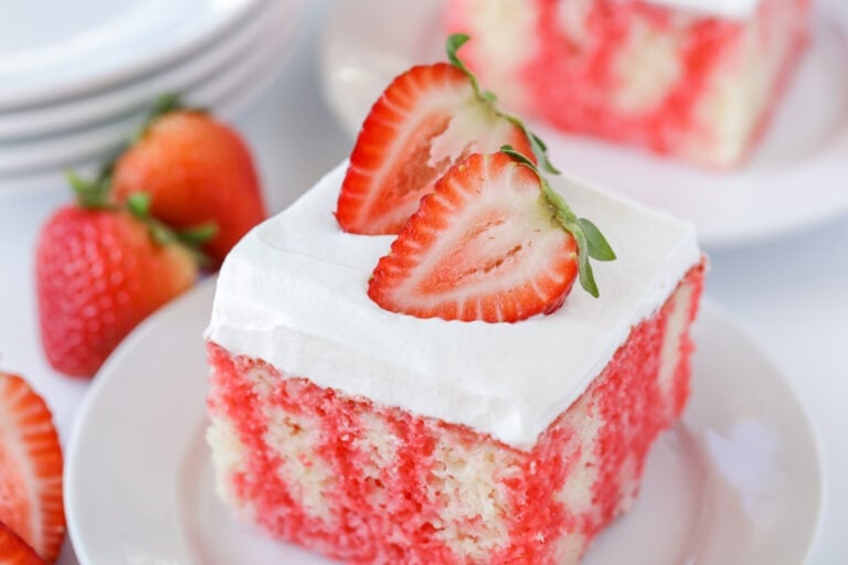 Jello Poke Cake {With any Flavor of Jello! +VIDEO} | Lil' Luna