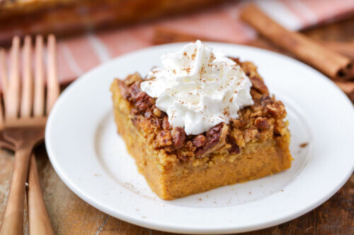 Pumpkin Crunch Cake