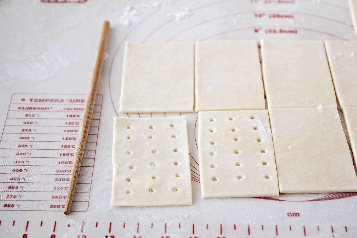 Cutting the crust for pop tart recipe