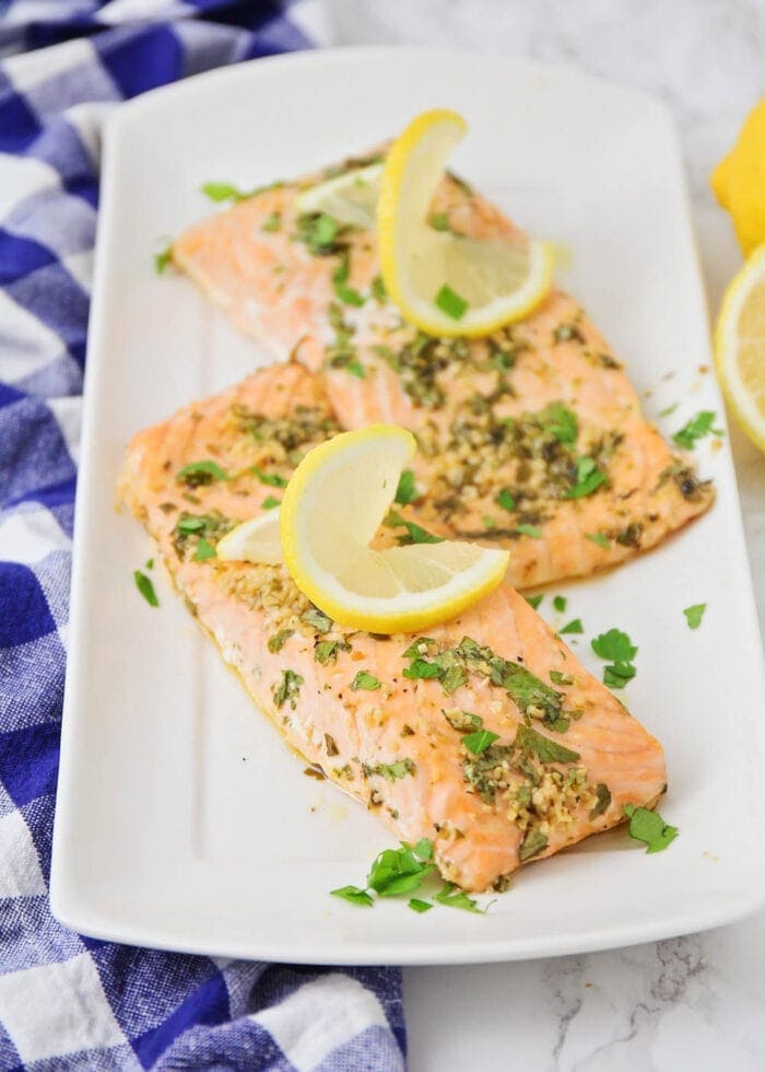 Easy Baked Salmon Recipe {+VIDEO} | Lil' Luna