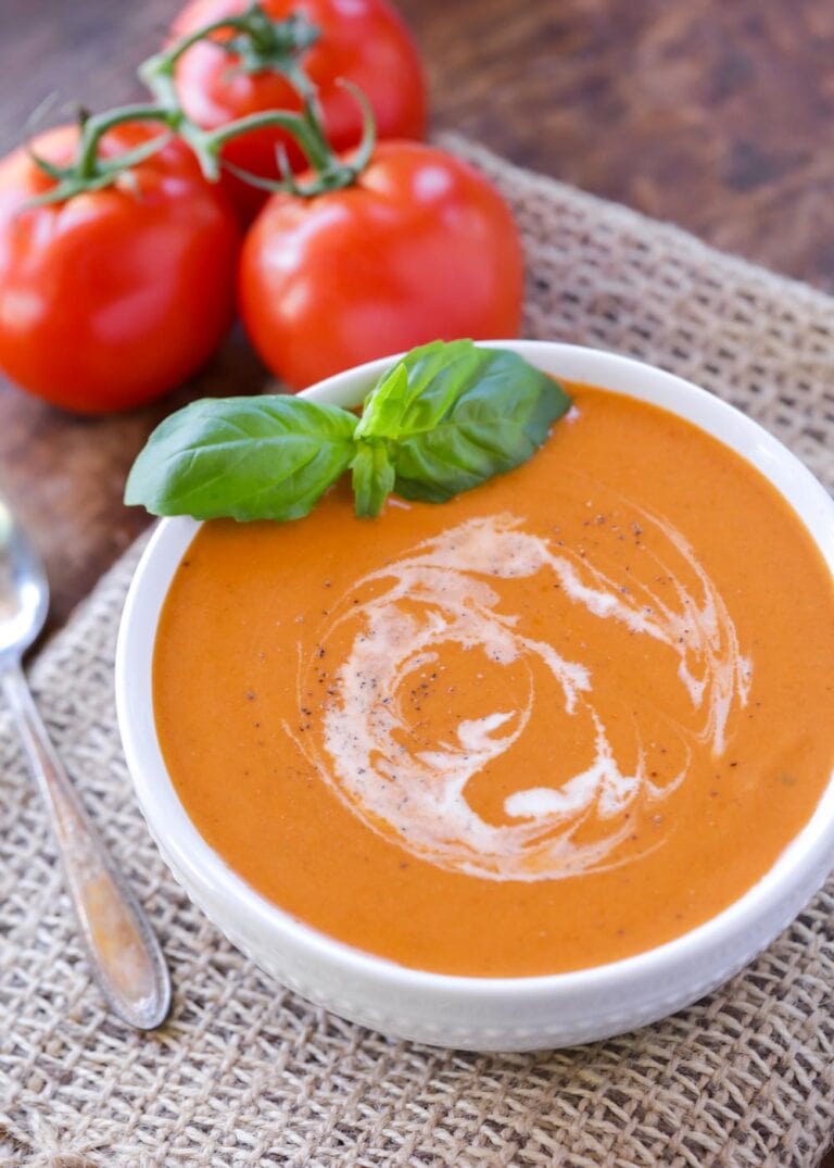 Tomato Bisque Recipe {Ready in 15 Minutes!} Lil' Luna
