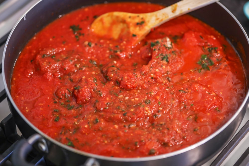 How to make marinara sauce in a saucepan