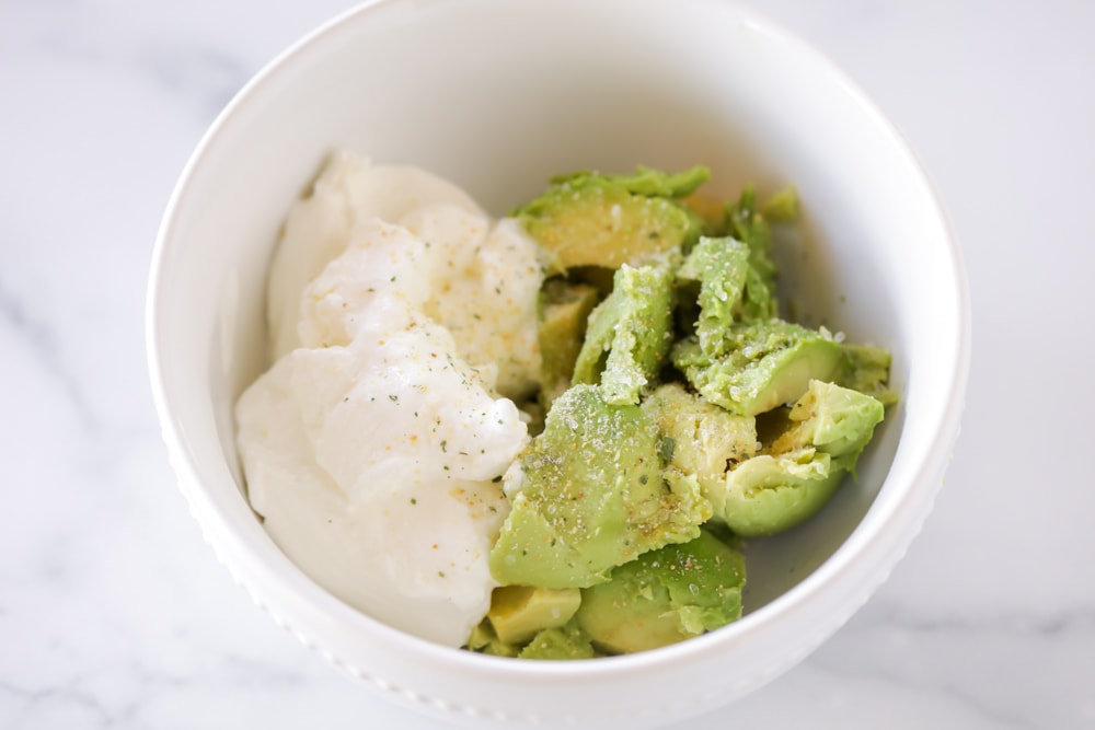 Avocado sauce ingredients in bowl