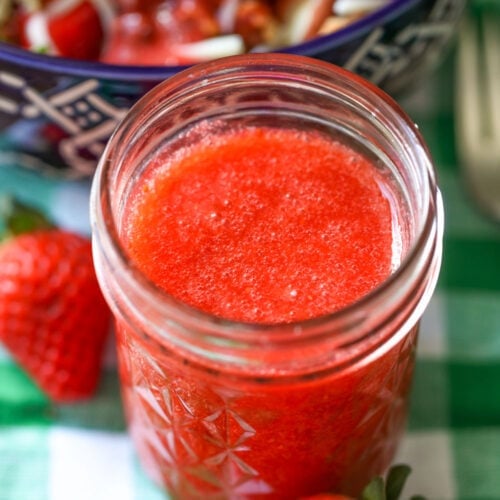 Strawberry Vinaigrette {Just Blend!} | Lil' Luna