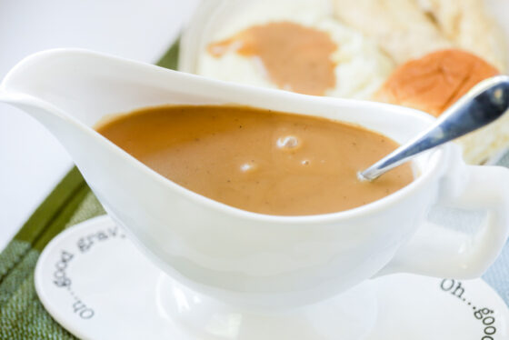 BEST Mashed Potato Gravy {No Drippings Needed } Lil #39 Luna