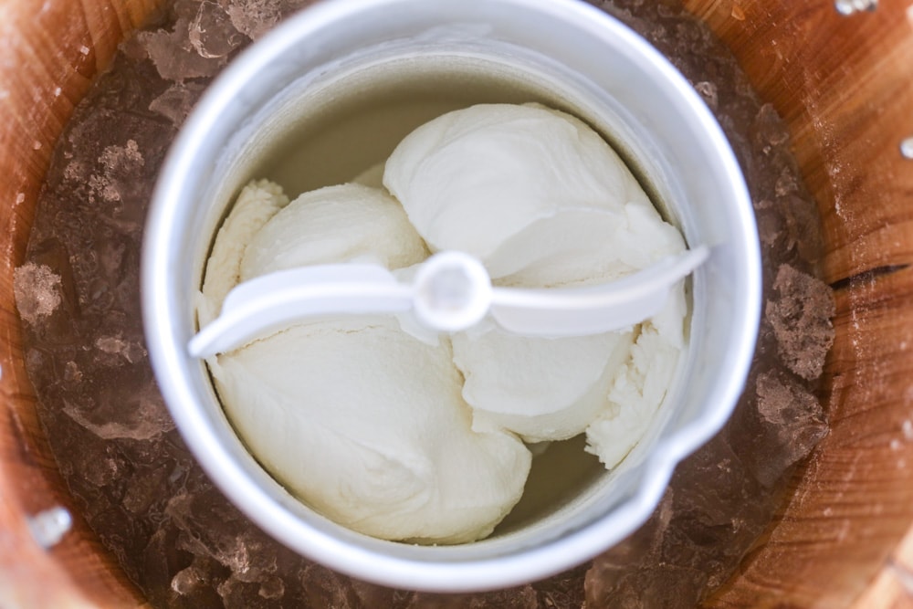 Easy vanilla ice cream recipe in ice cream maker