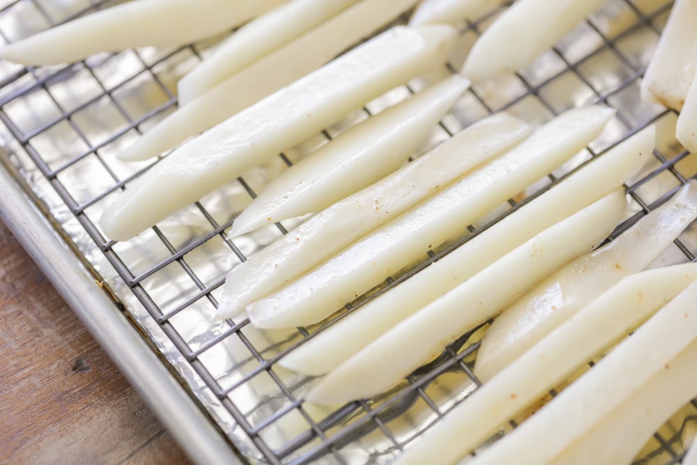 How to bake french fries using a wire rack