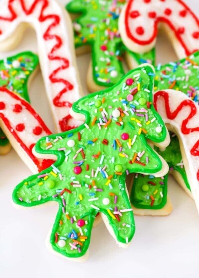 Classic Christmas Sugar Cookies | Lil' Luna