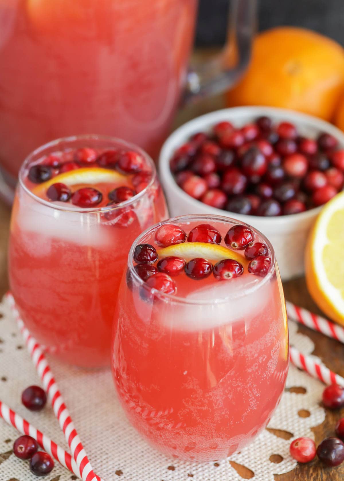 Non-alcoholic holiday punch recipe in glasses.